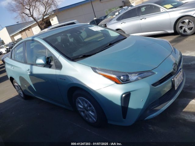 JTDKAMFU1M3139596 Toyota Prius Le