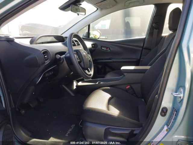 JTDKAMFU1M3139596 Toyota Prius Le