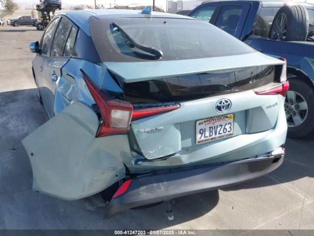 JTDKAMFU1M3139596 Toyota Prius Le