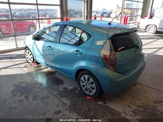 JTDKDTB3XE1061072 Toyota Prius C Two
