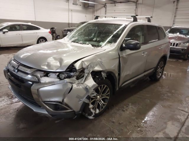 2018 MITSUBISHI OUTLANDER JA4AD2A30JZ011486 Photo 1
