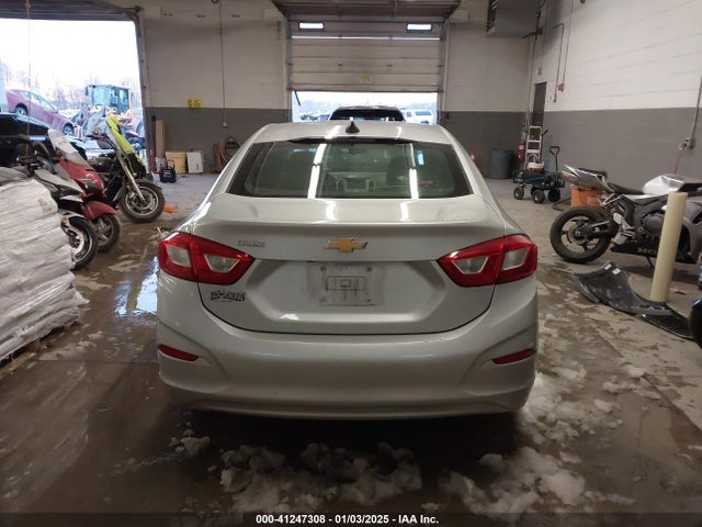 Chevrolet Cruze Ls Auto 2017 1G1BC5SM7H7254166 Image 17
