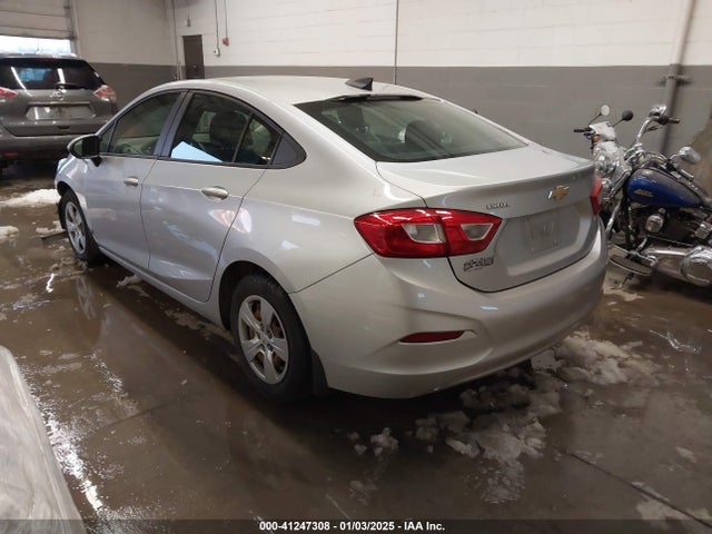 Chevrolet Cruze Ls Auto 2017 1G1BC5SM7H7254166 Image 3