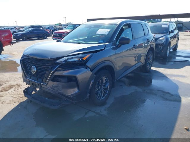 5N1AT3AA7MC794113 Nissan Rogue S Fwd