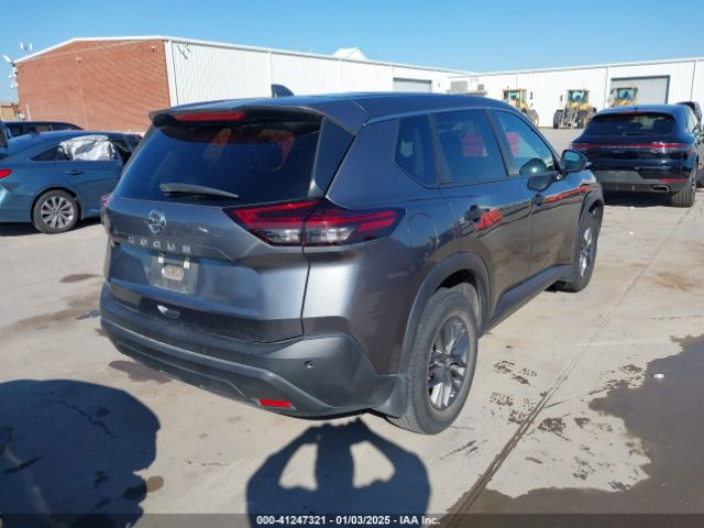 5N1AT3AA7MC794113 Nissan Rogue S Fwd