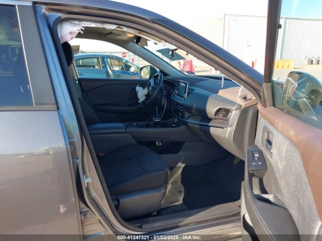 5N1AT3AA7MC794113 Nissan Rogue S Fwd