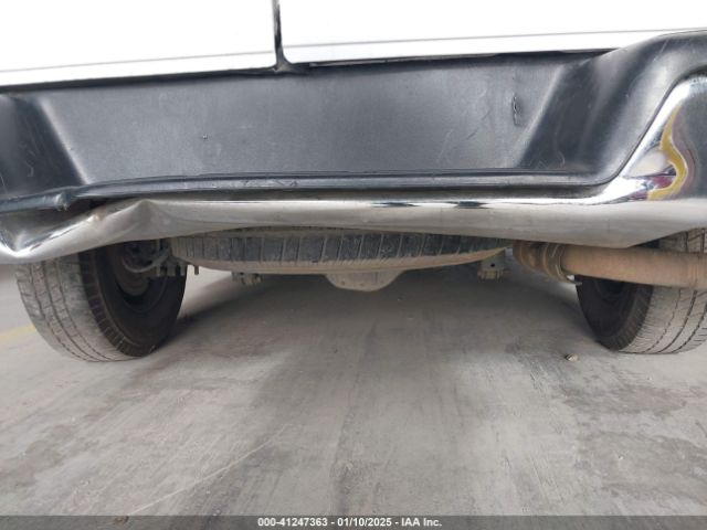 1GTW7AFF5H1904021 GMC Savana 2500 Work Van