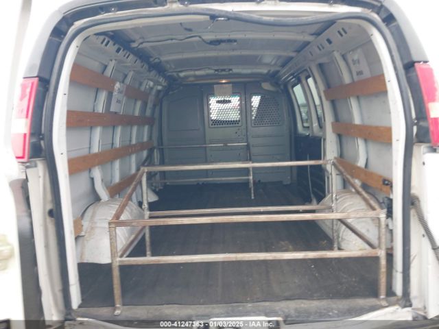 1GTW7AFF5H1904021 GMC Savana 2500 Work Van