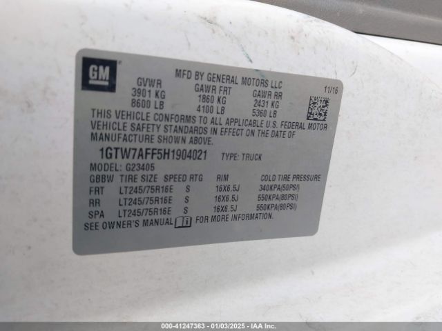 1GTW7AFF5H1904021 GMC Savana 2500 Work Van