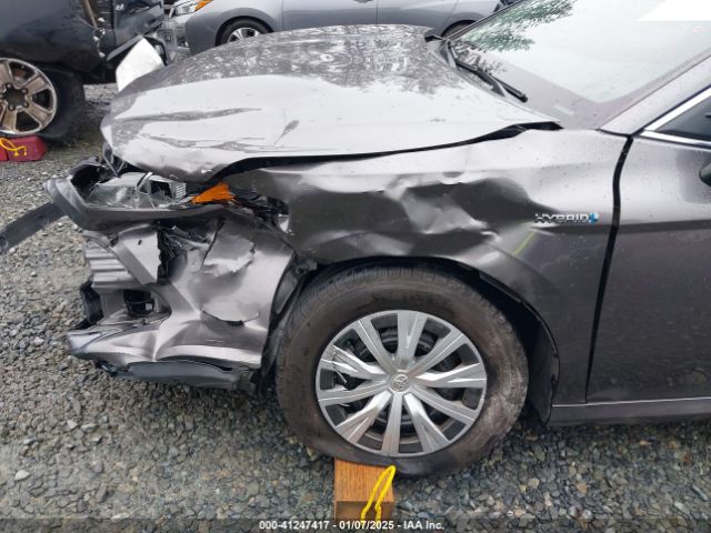 4T1B31HK5KU512081 Toyota Camry Hybrid Le