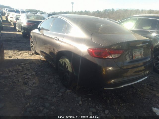 2015 CHRYSLER 200 1C3CCCAB0FN697238 Photo 2