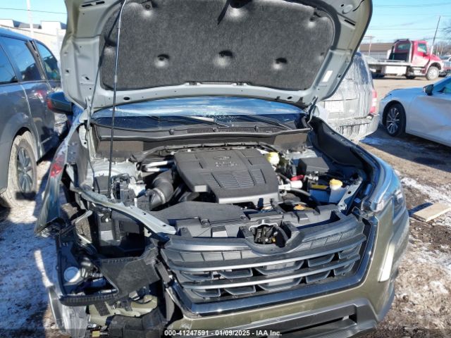 JF2SKACC8RH516864 Subaru Forester Premium