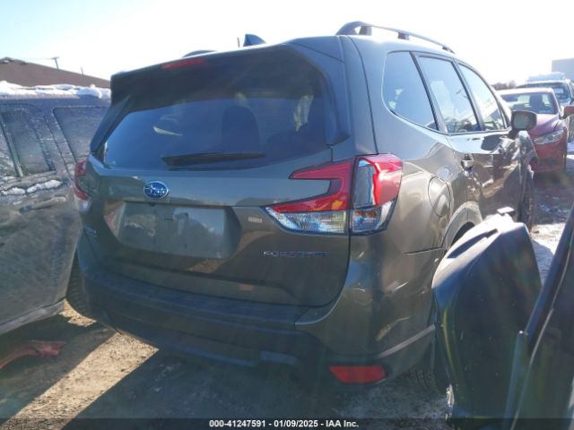 JF2SKACC8RH516864 Subaru Forester Premium