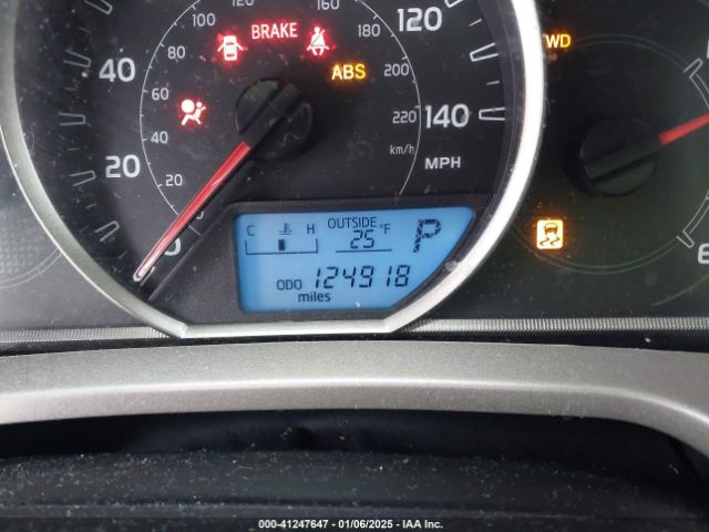 2T3BFREV2EW217519 Toyota RAV4 LE