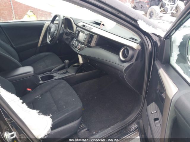2T3BFREV2EW217519 Toyota RAV4 LE