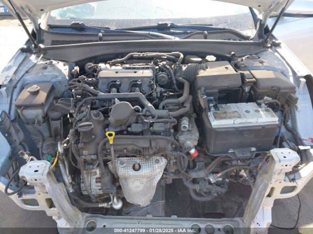 KNALB4J18H5049092 KIA Cadenza Premium