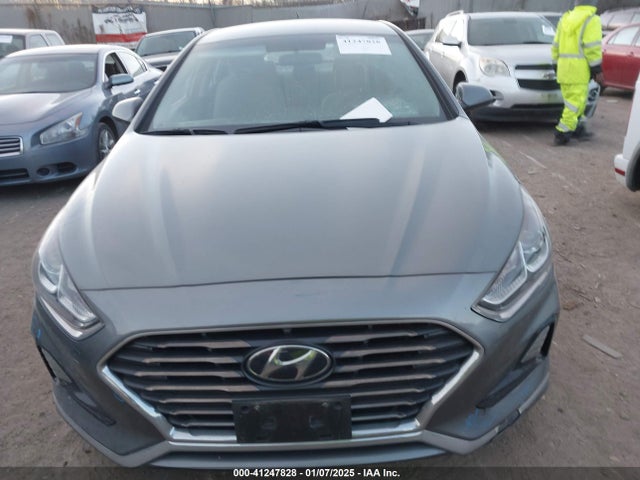 Hyundai SONATA SE 2019 5NPE24AF6KH777492 Image 12