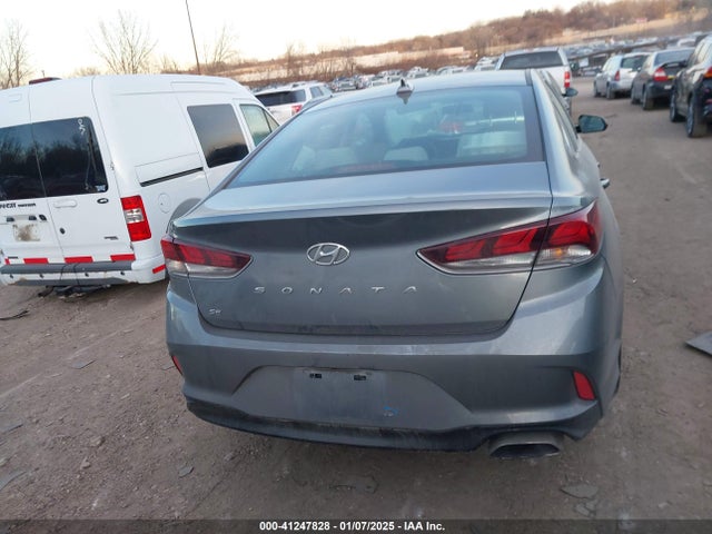 Hyundai SONATA SE 2019 5NPE24AF6KH777492 Image 16