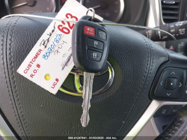 5TDZZRFH6KS354295 Toyota Highlander Le Plus