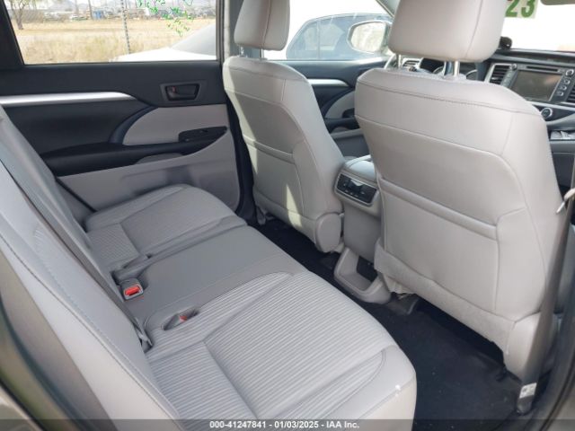 5TDZZRFH6KS354295 Toyota Highlander Le Plus
