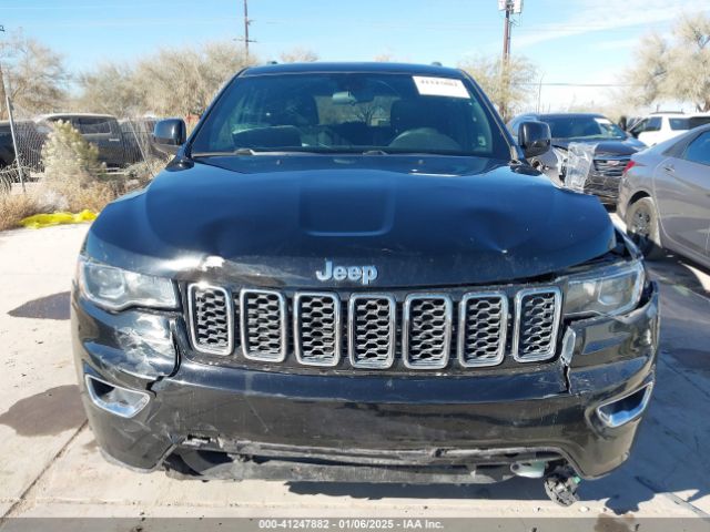 1C4RJEAG2KC835662 Jeep Grand Cherokee Laredo E 4x2