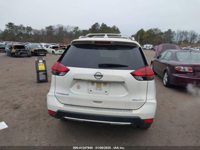 JN8AT2MV6JW348031 Nissan Rogue Sl