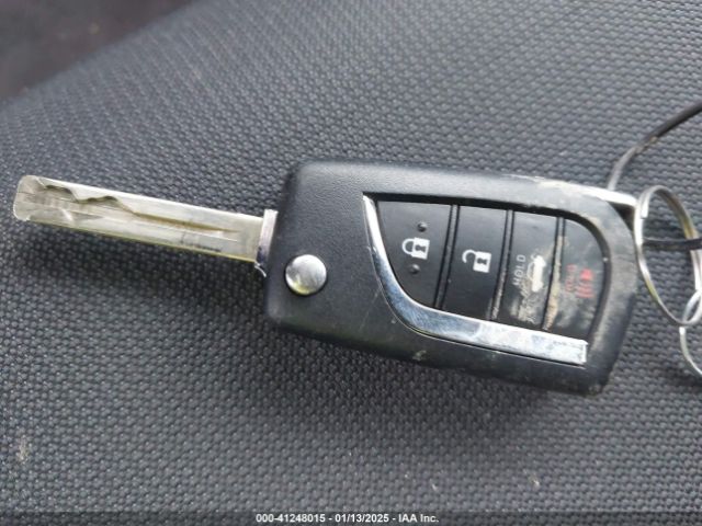 5YFEPMAE7NP342920 Toyota COROLLA LE