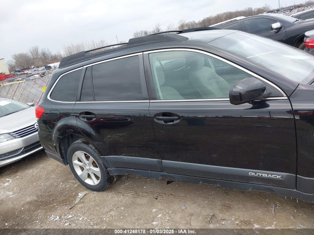 Subaru Outback 2.5i Premium 2014 4S4BRCCC4E3203058 Image 13