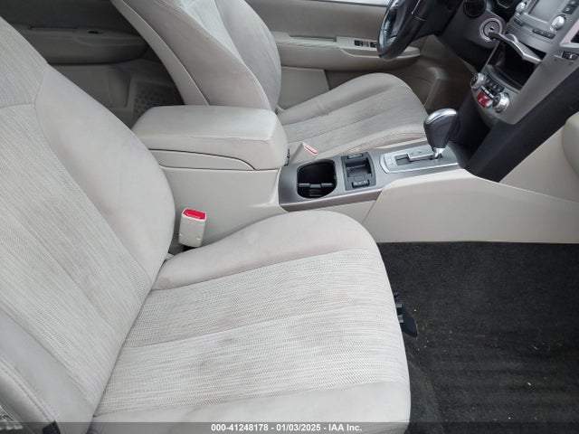 Subaru Outback 2.5i Premium 2014 4S4BRCCC4E3203058 Image 5
