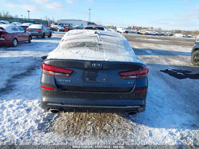 KIA OPTIMA EX 2019 5XXGU4L12KG312336 Image 17