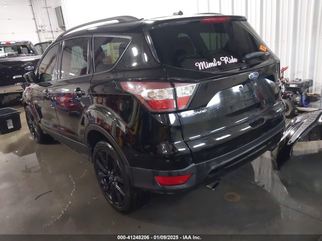 Ford ESCAPE SE 2017 1FMCU0GDXHUD27077 Image 3