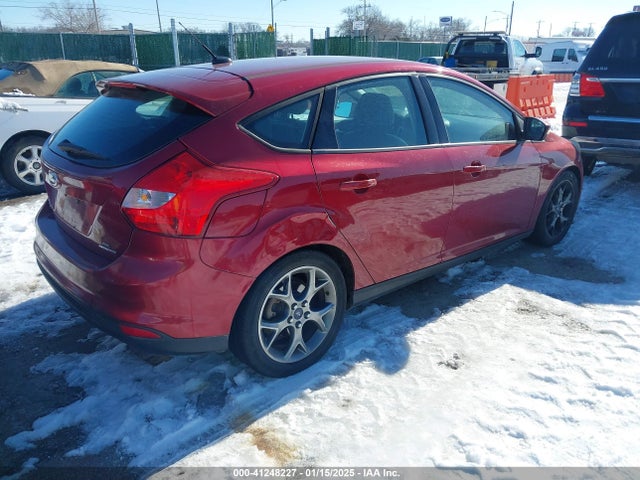 Ford FOCUS SE 2014 1FADP3K29EL213036 Image 4