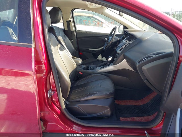 Ford FOCUS SE 2014 1FADP3K29EL213036 Image 5