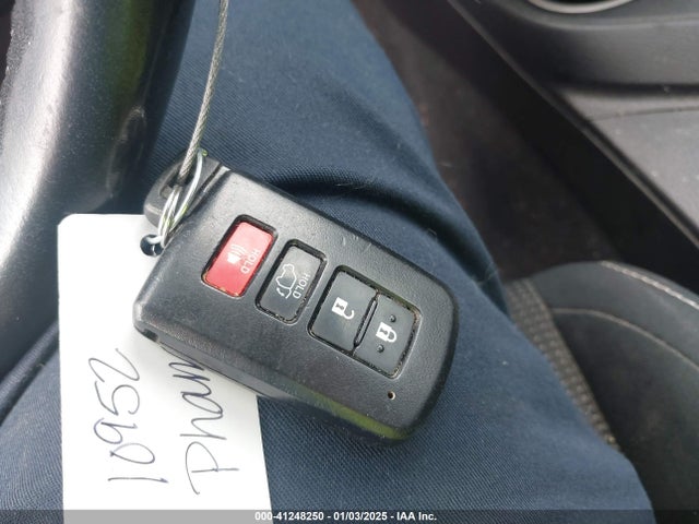 2T3WFREV7JW494551 Toyota Rav4 Adventure/xle