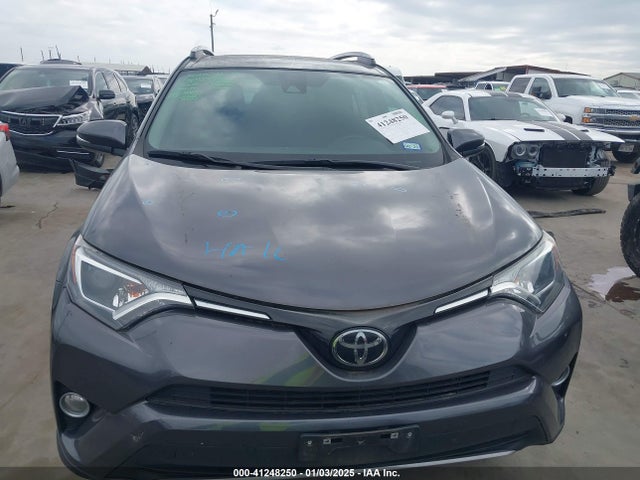 2T3WFREV7JW494551 Toyota Rav4 Adventure/xle