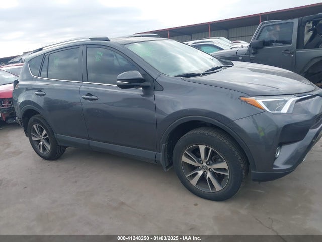 2T3WFREV7JW494551 Toyota Rav4 Adventure/xle