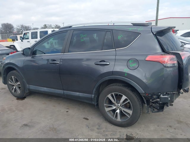 2T3WFREV7JW494551 Toyota Rav4 Adventure/xle