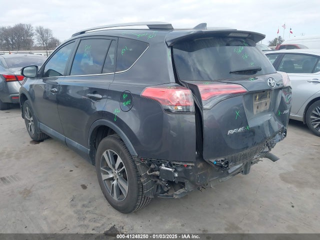 2T3WFREV7JW494551 Toyota Rav4 Adventure/xle