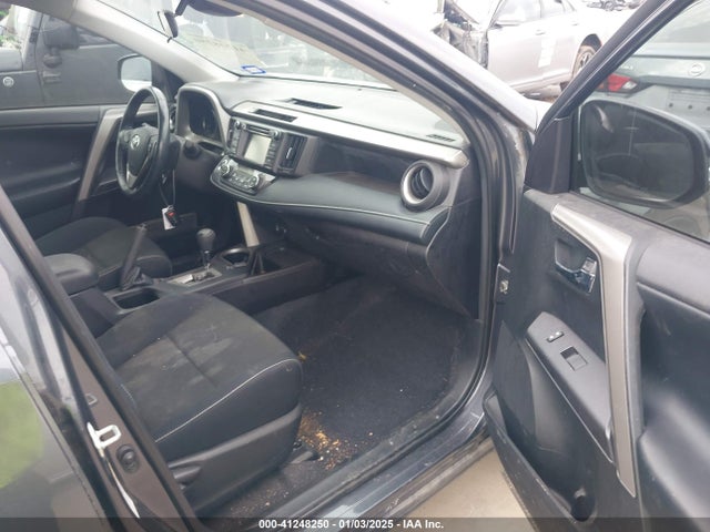2T3WFREV7JW494551 Toyota Rav4 Adventure/xle