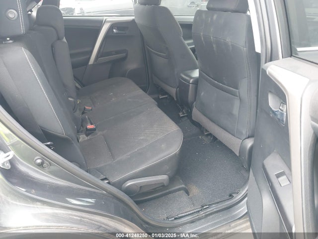 2T3WFREV7JW494551 Toyota Rav4 Adventure/xle