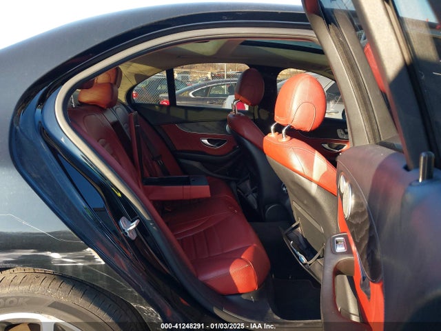 2015 Mercedes-benz C 300 4matic/luxury 4matic/sport 4matic მანქანა იყიდება აუქციონზე, vin: 55SWF4KB5FU056877, აუქციონის ნომერი: 41248291