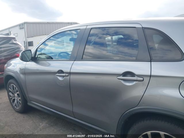 JA4AP3AW8HZ064826 Mitsubishi Outlander Sport 2.4 Se