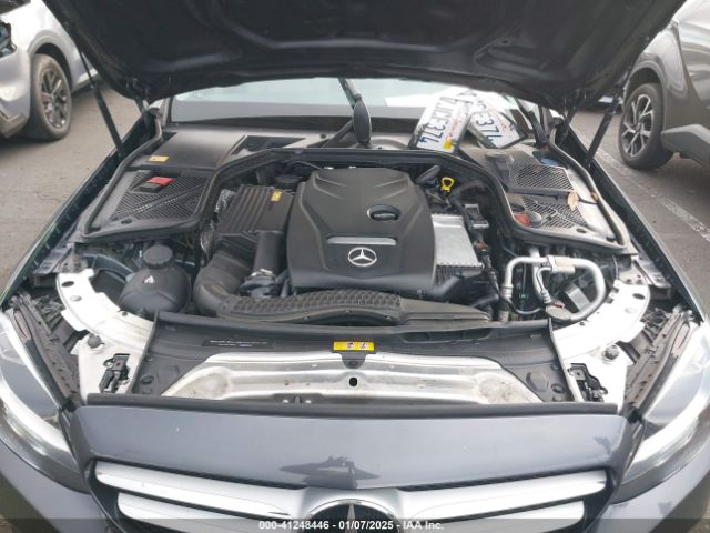 55SWF4JB6FU048336 Mercedes-Benz C 300 Luxury/sport