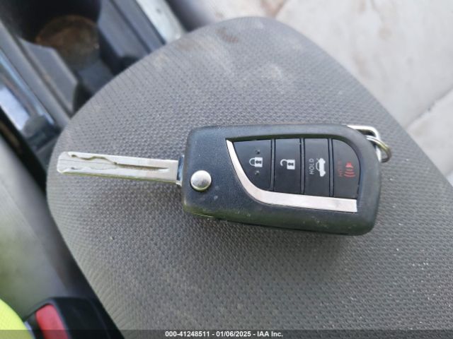 5YFEPRAE1LP083285 Toyota COROLLA LE
