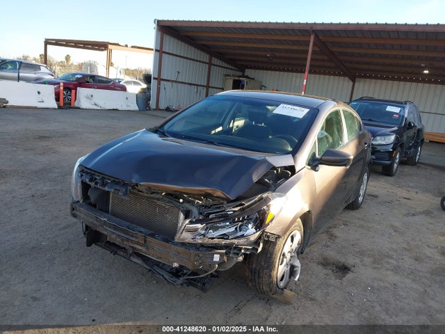 3KPFL4A72JE164802 KIA FORTE LX
