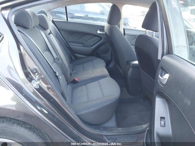 3KPFL4A72JE164802 KIA FORTE LX