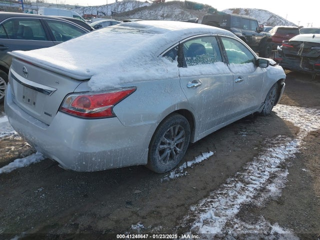 Nissan Altima 2.5 S 2015 1N4AL3AP9FC592830 Image 4