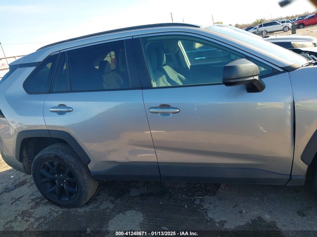 Toyota RAV4 LE 2021 2T3H1RFV0MC149261 Image 13