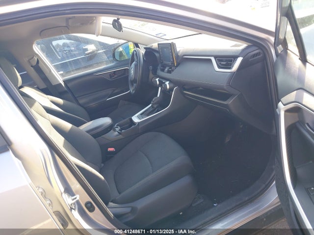 Toyota RAV4 LE 2021 2T3H1RFV0MC149261 Image 5