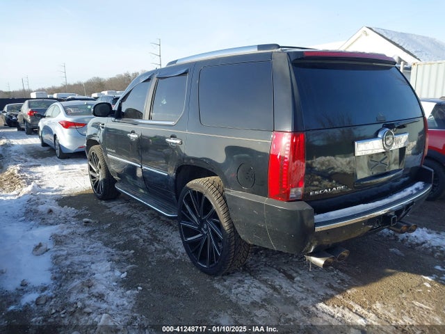 2007 CADILLAC ESCALADE 1GYFK63857R218413 Photo 2